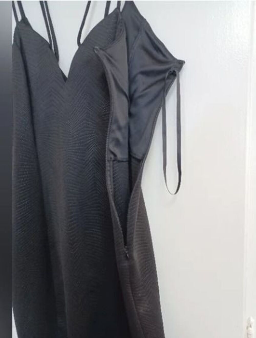 GUESS Los Angeles Little Black Dress cocktail double strap sz. 10 - Picture 3 of 5